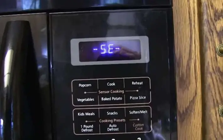 Microwave showing error code